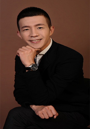 企業(yè)管理咨詢顧問楊明